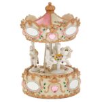 ΛΕΥΚΟ/ΧΡΥΣΟ ΠΕΡΙΣΤΡΕΦΟΜΕΝΟ ΚΟΥΡΔΙΣΤΟ ΚΑΡΟΥΖΕΛ ΜΕ 3 ΑΛΟΓΑΚΙΑ ΚΑΙ ΜΟΥΣΙΚΗ 11,5Χ11,5Χ16ΕΚ CHRISTMAS